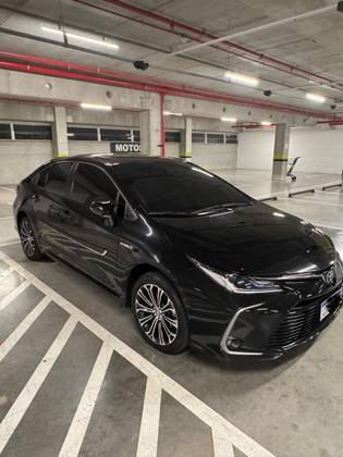TOYOTA COROLLA 1.8 VVT-I HYBRID FLEX ALTIS PREMIUM CVT TOYOTA COROLLA 1.8 VVT-I HYBRID FLEX ALTIS PREMIUM CVT
